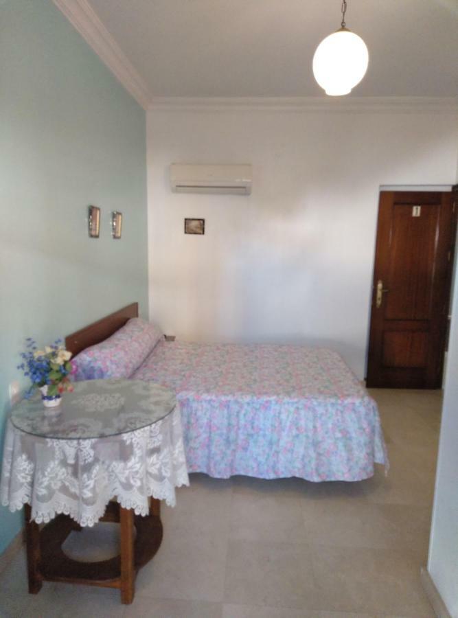 Pension Larra Mairena De Alcor Luaran gambar