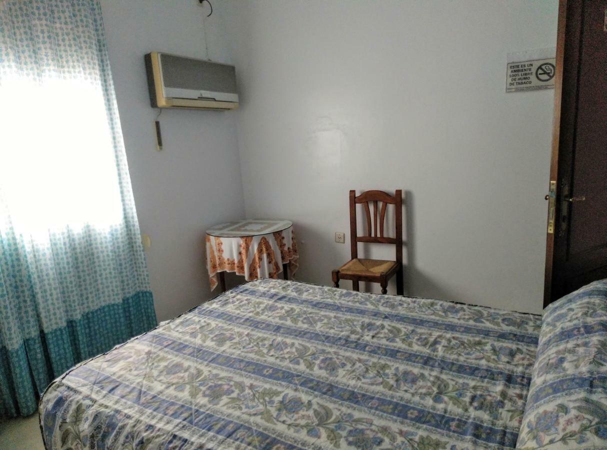 Pension Larra Mairena De Alcor Luaran gambar